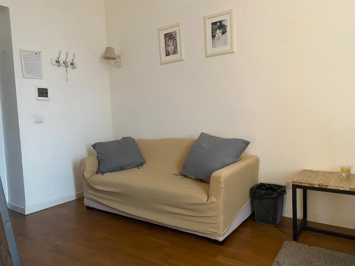 La Rosa Di Roma One Big Room In San Giovanni 外观 照片